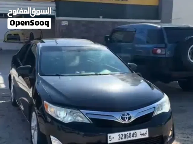 2014 تويوتا كامري XLE