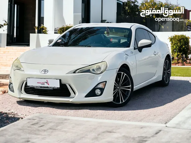 TOYOTA 86 2.0TC V4 2013  LEATHER SEATS  GCC SPECS  WELL MAINTAINED