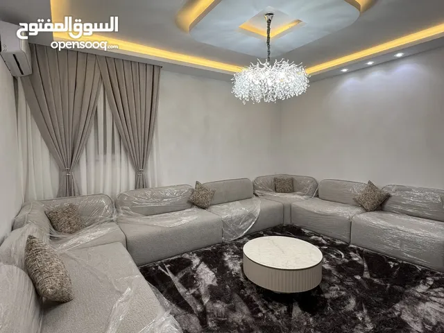 240 m2 5 Bedrooms Apartments for Sale in Tripoli Alfornaj
