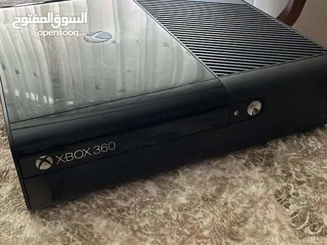 مع يدين Xbox360