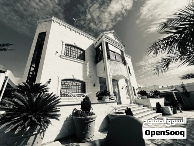 400 m2 5 Bedrooms Villa for Sale in Amman Abu Nsair