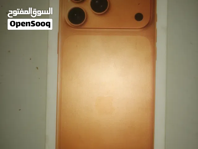 أيفون 17 برو ماكس جديد برتقالي 256 جيجابايت بحالة ممتازة مع الكرتونة عليه كفاله ابل كير سنتين