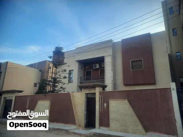 400 m2 More than 6 bedrooms Villa for Sale in Tripoli Al-Karuba