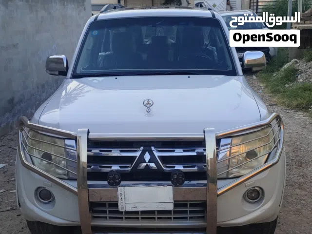 2012 Mitsubishi Pajero GLS