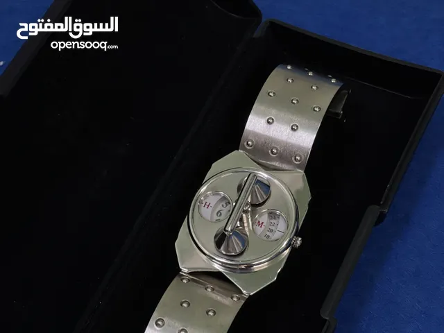ساعة نسائية خاصة من الهدايا السلطانيه الخاصه ، ( نوادر )