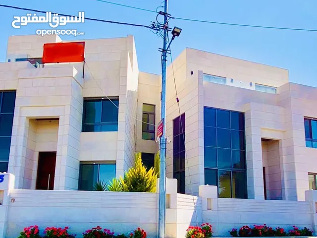 660m2 More than 6 bedrooms Villa for Sale in Amman Dabouq