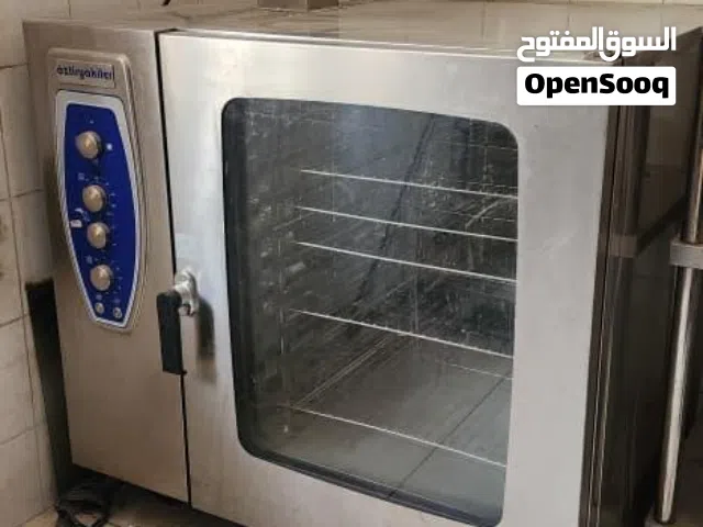 معدات مطعم مكونة من فرن تركي ورفوف ألمنيوم