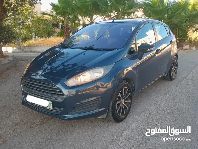 فورد فييستا 2013 جير عادي بنزين
