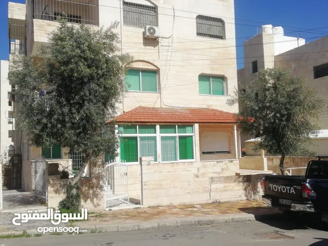 172 m2 3 Bedrooms Apartments for Sale in Amman Tabarboor