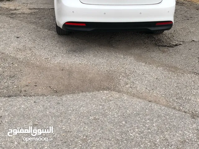 سيارة كيا سيراتو للبيع