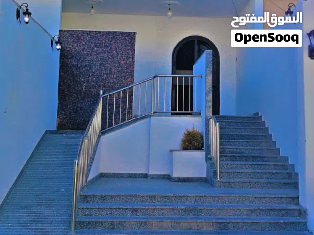 مبني كبير وجديد تجاري للايجار موقع ماشاءالله السياحية شارع تجاري تفاصيل تحت للتواصل وتساب ع رقم ..