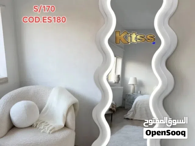 مرآة حائط موديرين مضيئة للبيع