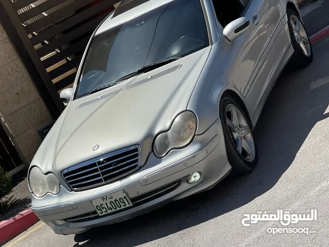 مرسيدس 2001