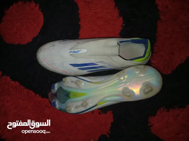 حذاء كره قدم