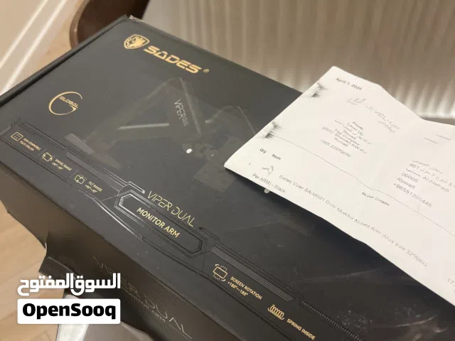 للبيع ستاند شاشتين شاريهم ب 18 دينار وماركب على شاشتي وببيعه ب 13 دينار مع كل ملتزماته