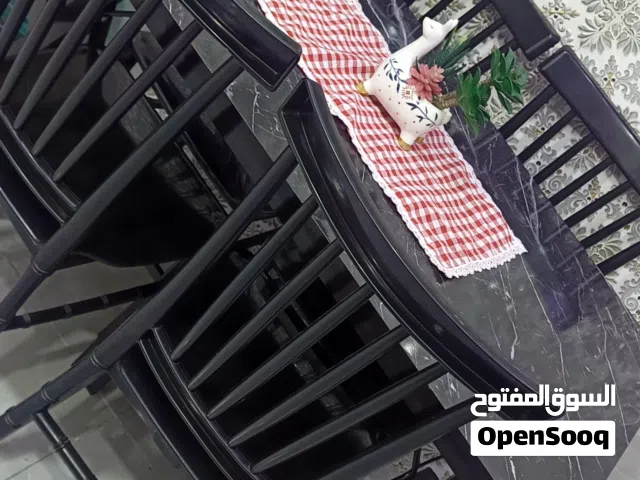ميز طعام للبيع