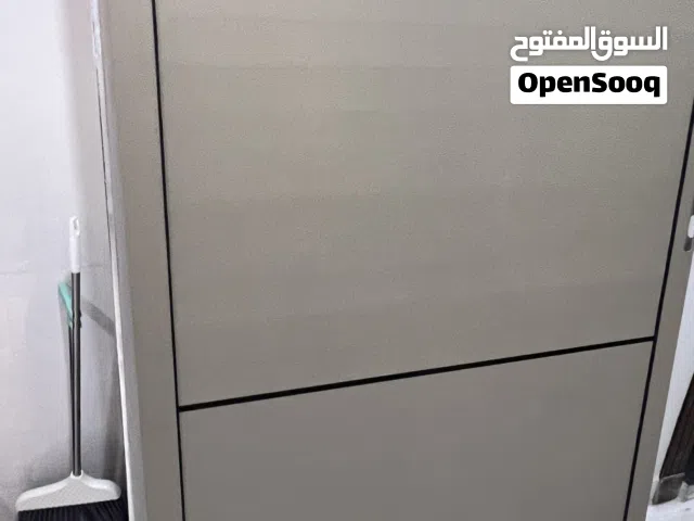 باب سحاب المنيوم صلد نخب جديد لم يتم تركيبة