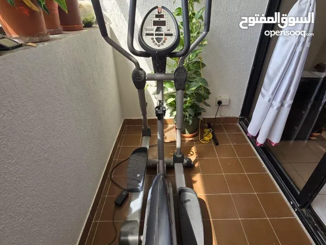 QUICK SALE – York X302 Professional Diamond Elliptical / Cross-Trainer