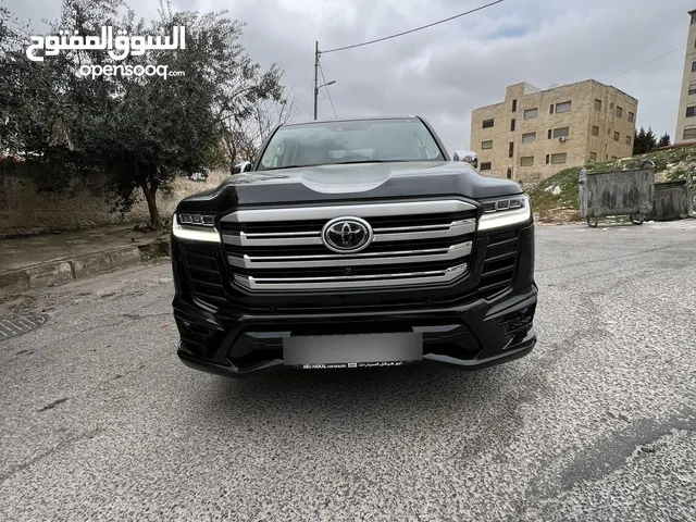 Used Toyota Land Cruiser in Amman