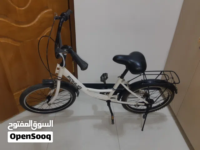بايسكل بناتي ابيض قياس  20