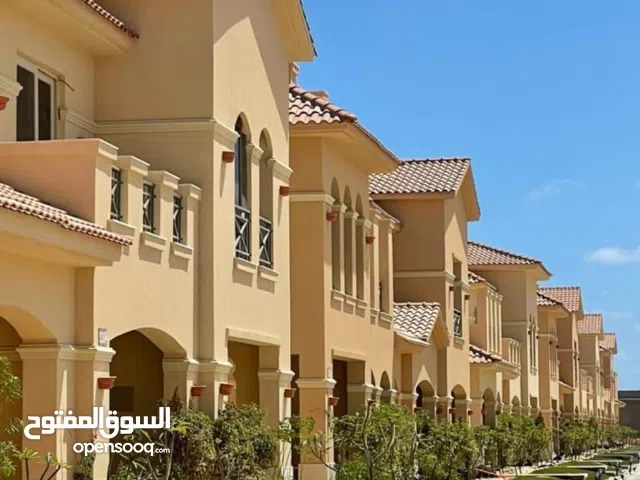 شالية كورنر دابل فيو 3 غرف للبيع في لافيستا 6 العين السخنه استلام متشطب باكامل