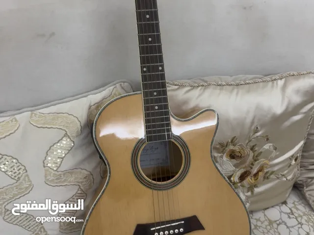 جيتار نظيف جدا نفس الجديد
