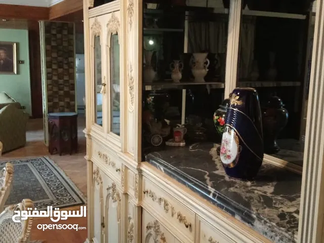 شقة للبيع في الدقي بجوار نادي الصيد