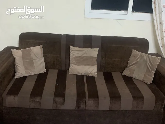 مجلس للبيع