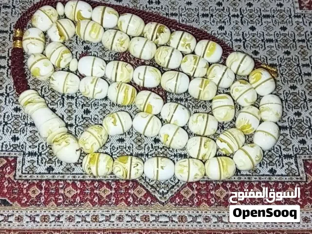 مستكة مطوق عسل
