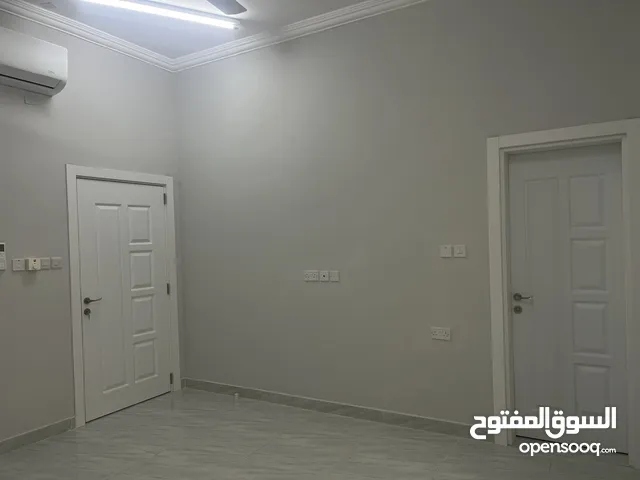 136 m2 3 Bedrooms Apartments for Rent in Muscat Al Maabilah