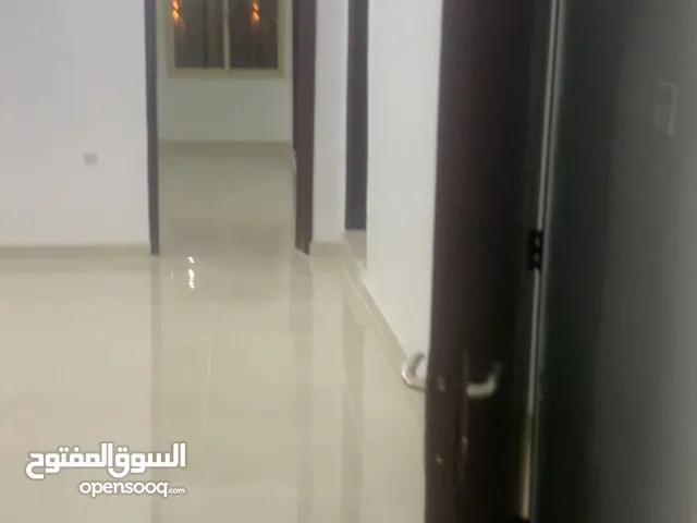 100m2 2 Bedrooms Apartments for Rent in Al Ahmadi Umm Al Hayman