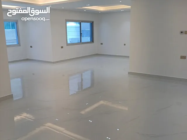 999 m2 3 Bedrooms Apartments for Rent in Hawally Salwa