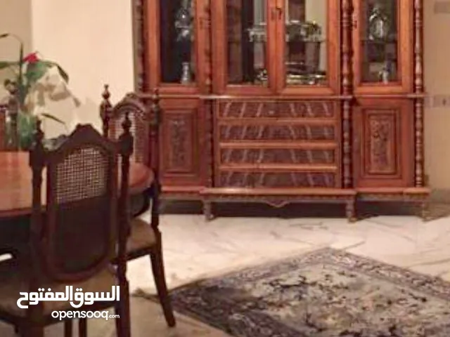 غرفه سفره مع 2 بوفيه وطاوله سفره