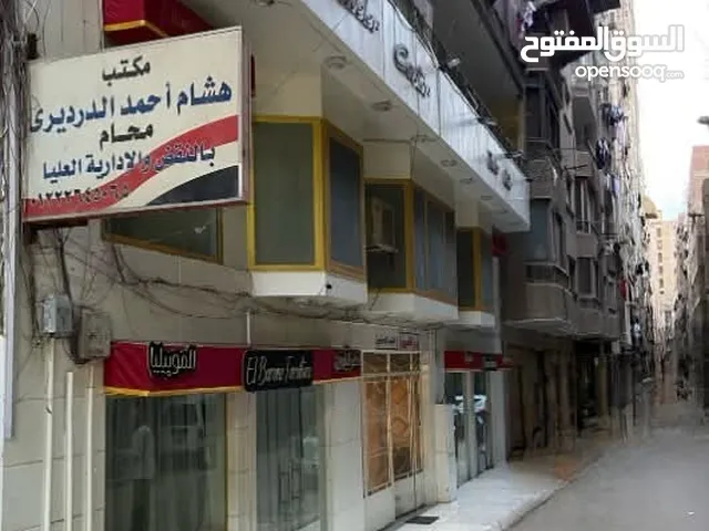 معرض كبير بمساحة 333متر في موقع مميز في جسر السويس متوضب جديد سوبر لوكس