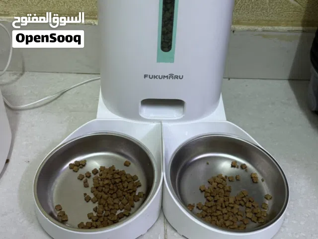 جهاز اطعام القطط الذكي يعمل بالبرنامج