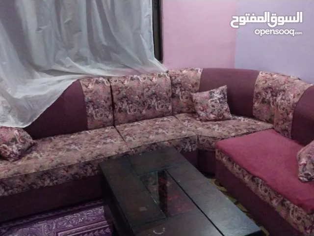 طقم كنب كورنر بحالة جيدة