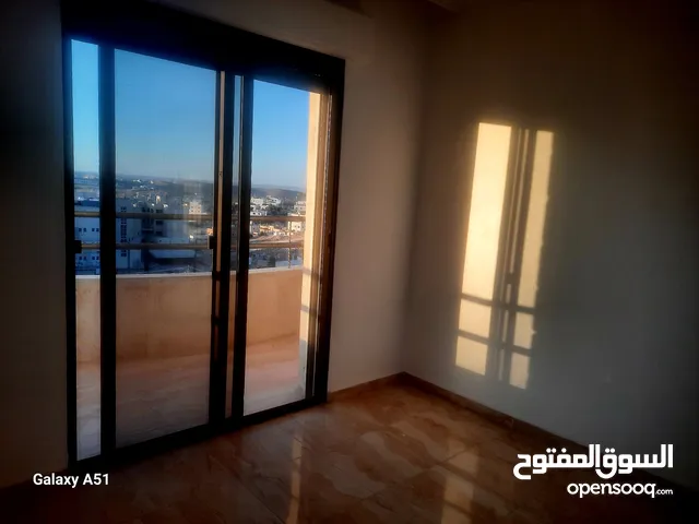 130 m2 4 Bedrooms Apartments for Sale in Zarqa Al Zarqa Al Jadeedeh