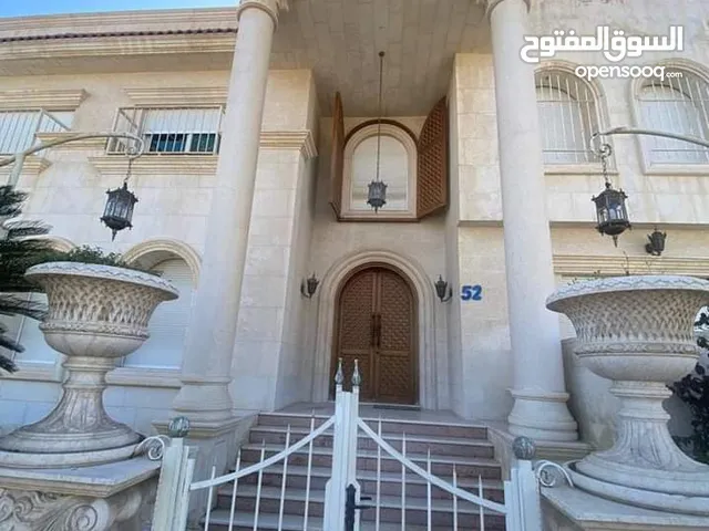 1120m2 More than 6 bedrooms Villa for Sale in Amman Arjan