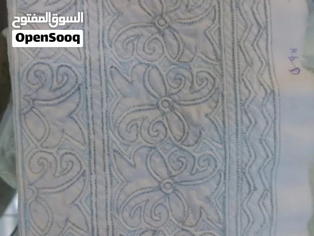 يتوفر لدينا خدمة تفصيل رسمات الكميم ماعليك سوى انك ترسل لنا الرسمه والرقم
