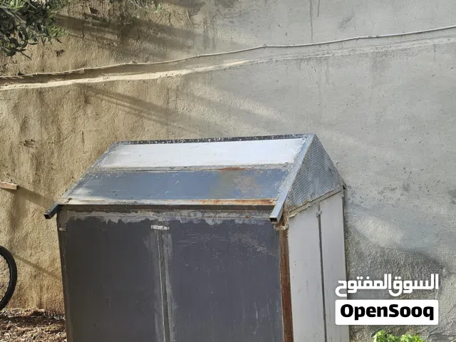 بيت كلب حديد قوي