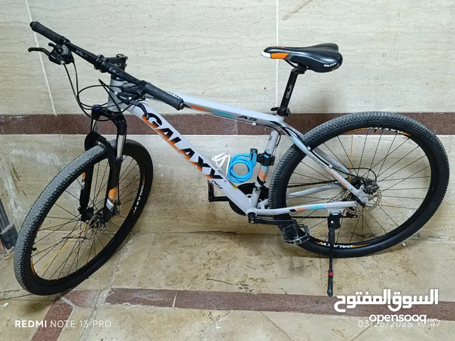 عجله جلاكسي A5 للبيع في الشيخ زايد والسعر قابل للتفاوض
