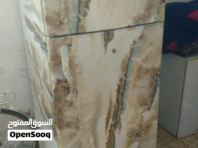 ثلاجه للبيع