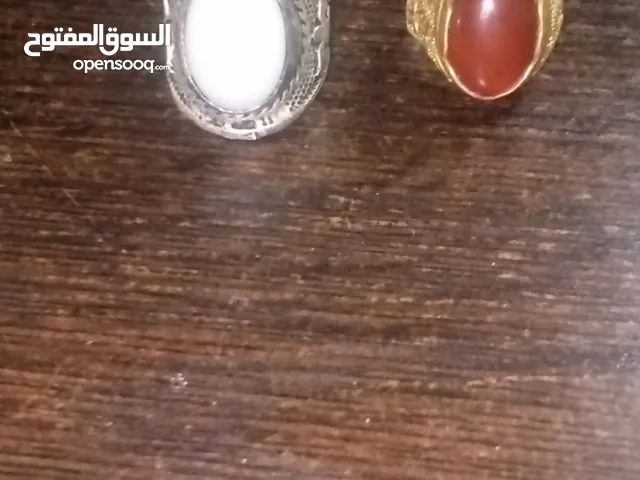 خاتم ذو حجر كريم