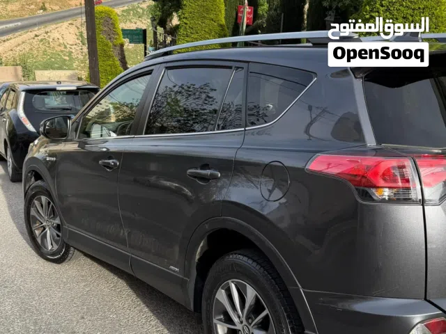 2018 تويوتا راف فور XLE