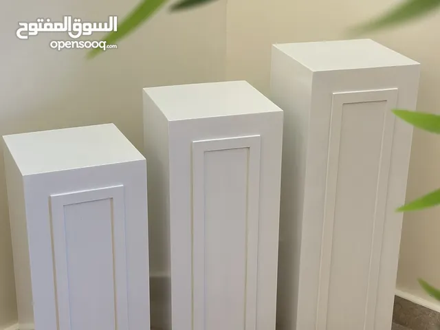 طاولات خشبية للبيع