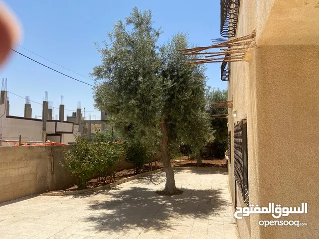 180 m2 More than 6 bedrooms Townhouse for Sale in Amman Al Lubban
