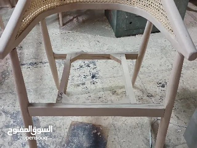كرسي  حسب الطلب خشب زان لف على البخار مناسب للكفيهات والمطاعم والمقاهي