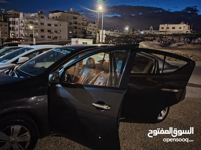 نيسان صني 2018 للبيع بحالة الوكالة مش محتاجة اي اشي صلاة النبي