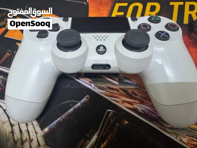 Trading White PlayStation Controller PS4 DualShock controller