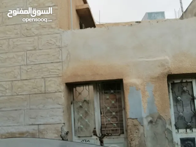 159m2 4 Bedrooms Townhouse for Sale in Zarqa Al-Qadisyeh - Rusaifeh